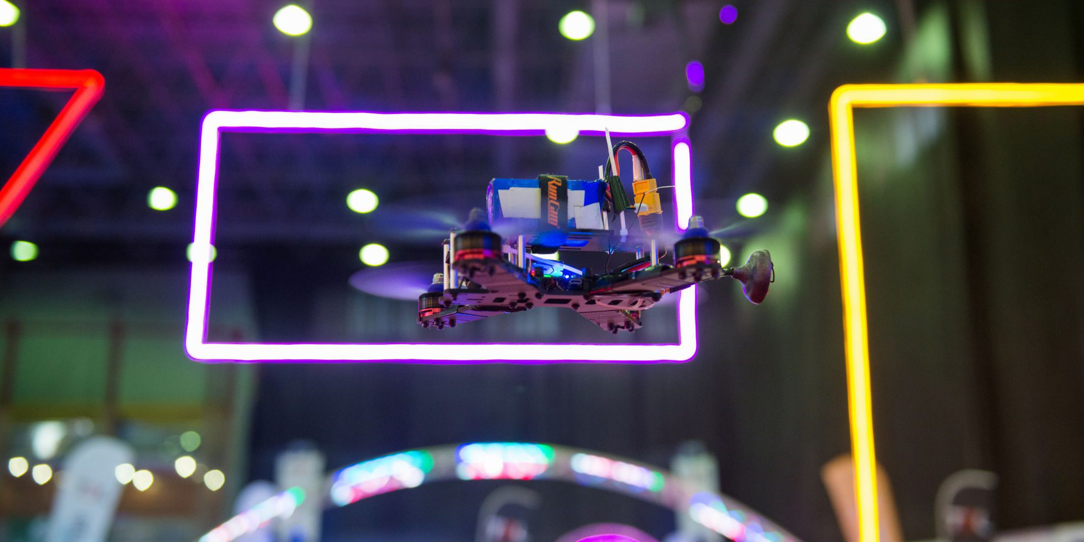 Gamex 2017’de drone severlerle buluşuyoruz Gamex 2017'de drone severlerle buluşuyoruz