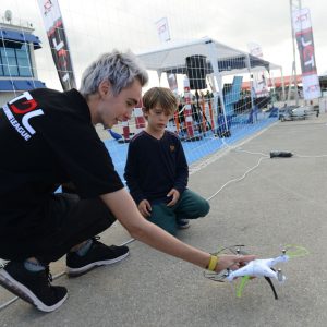 V Weekend Motoring - TDL DroneManya